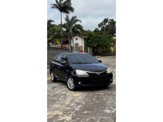 TOYOTA ETIOS 1.5 XLS 16V FLEX 4P MANUAL TOYOTA ETIOS 1.5 XLS 16V FLEX 4P MANUAL